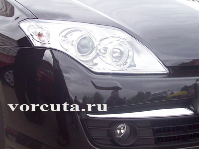 Renault Laguna ( ):  