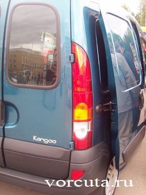   (Renault Kangoo):  